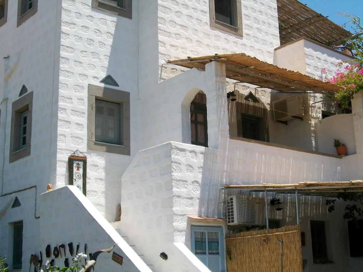 Patmos Mathios Studios- Apartments Sapsila Ngoại thất bức ảnh
